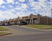 Ponderosa Plaza retail space for lease, Del City, OK