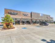 Yukon Crossing retail space for lease Yukon, OK