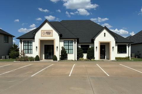 16416 Muirfield Pl, Ste B  |  Professional / Healthcare  |  Edmond, OK