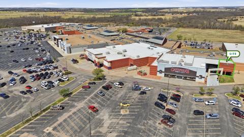 Shawnee Mall | Suite 1388-1390 retail space for lease, Shawnee, OK