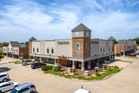 101-111 North Post Road  |  Midwest City  |  Office For Sale or Lease