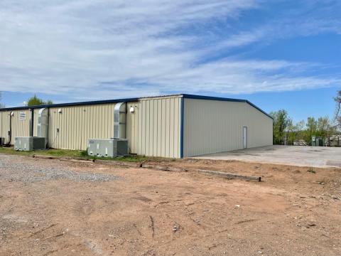 5909 Aero Dr industrial building, Tuttle, Ok For Sale