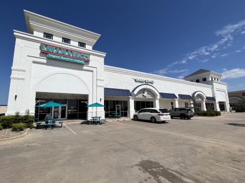retail shopping center for Sale, Edmond, OK exterior photo