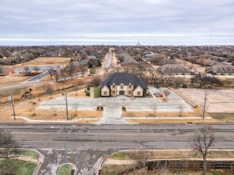 14324 N Western Ave. office for lease, Edmond, OK