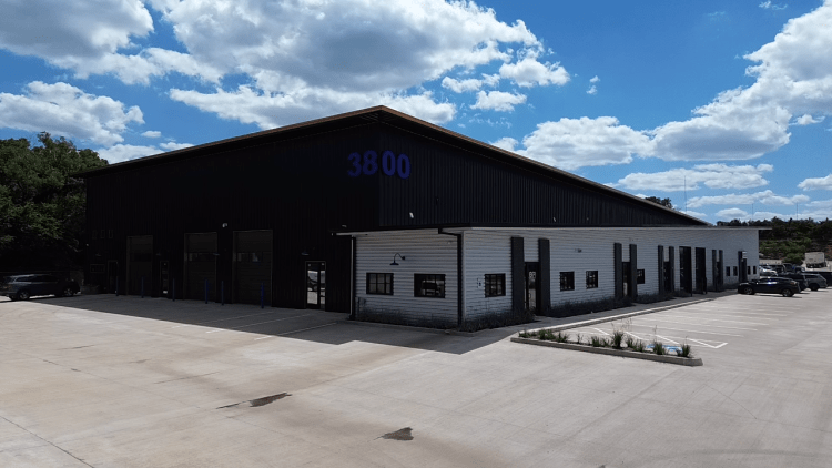 3800 NE 104th St industrial for lease, Oklahoma City, OK