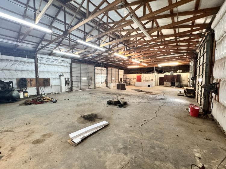 Former Pryor Rentals Facility industrial property for lease Pryor, OK