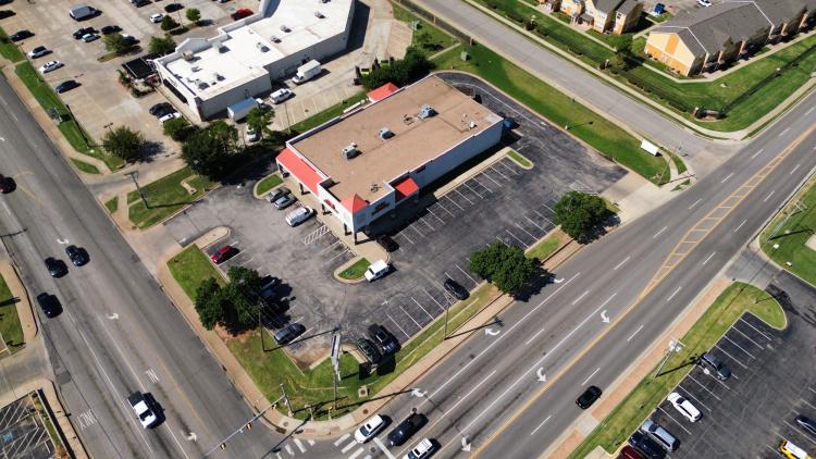 9001 S Western Ave former CVS building for lease Oklahoma City, OK 