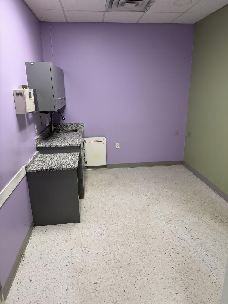 13900 Quailbrook Dr sublease medical clinic Oklahoma City, OK