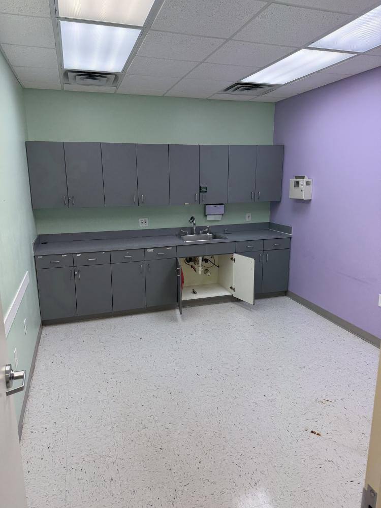 13900 Quailbrook Dr sublease medical clinic Oklahoma City, OK
