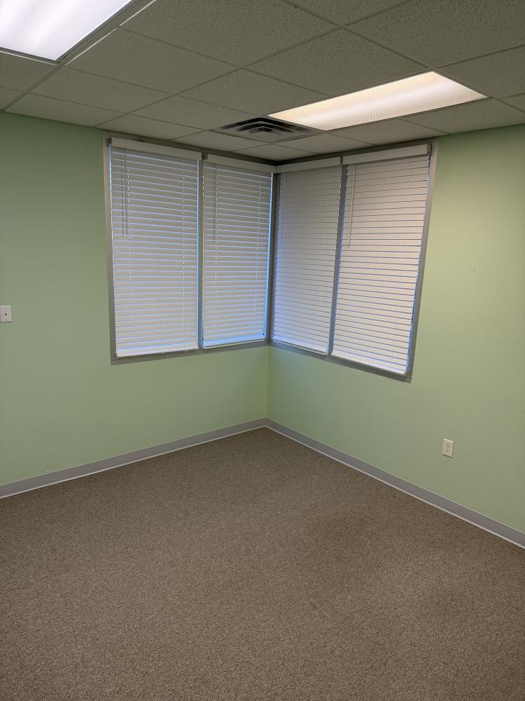 13900 Quailbrook Dr sublease medical clinic Oklahoma City, OK