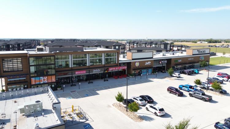 The Stacks  on NW 10th retail spaces for lease, Yukon, OK