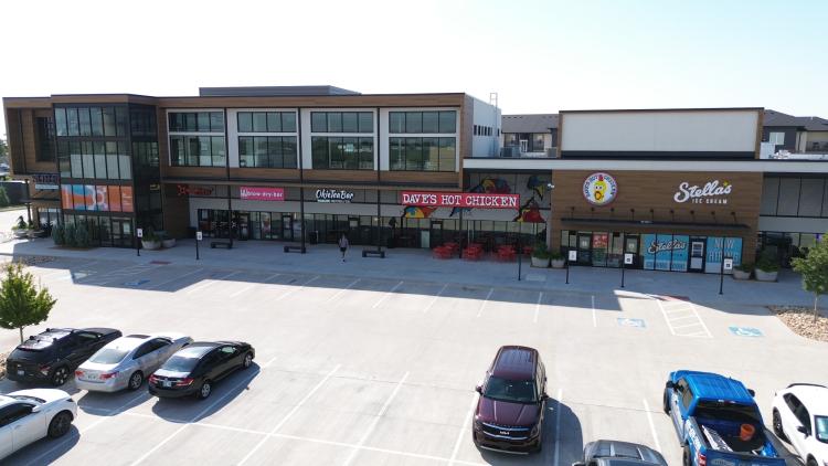 The Stacks on NW 10th retail spaces for lease, Yukon, OK