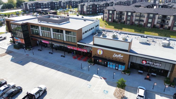 The Stacks on NW 10th retail spaces for lease, Yukon, OK