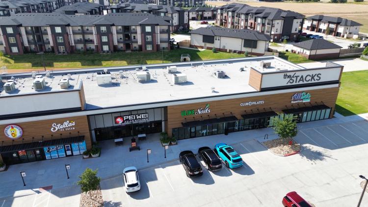 The Stacks on NW 10th retail spaces for lease, Yukon, OK
