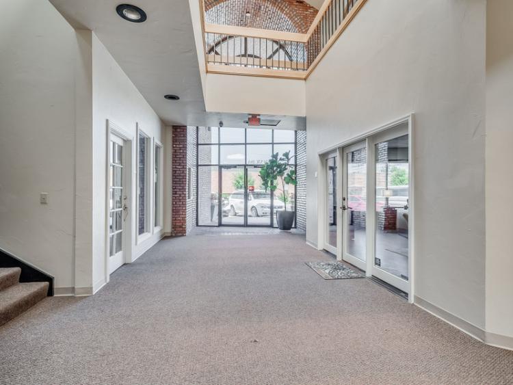 Sixty Six Heritage Place office spaces for lease Bethany, OK