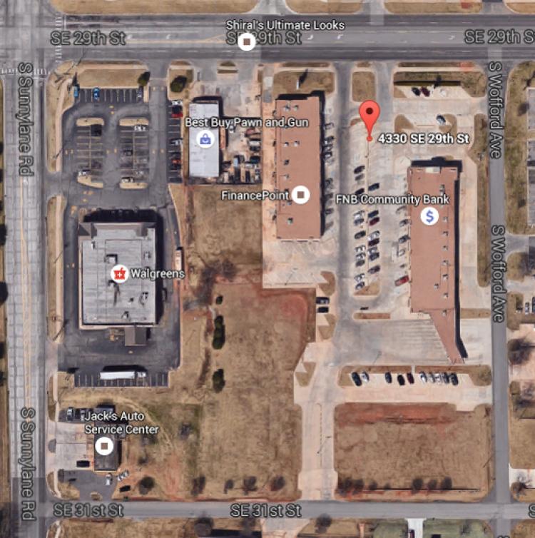 Ponderosa Plaza retail space for lease, Del City, OK