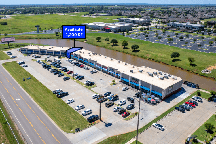 Riverwalk Shops retail space lease S I-35 service Rd Moore, OK