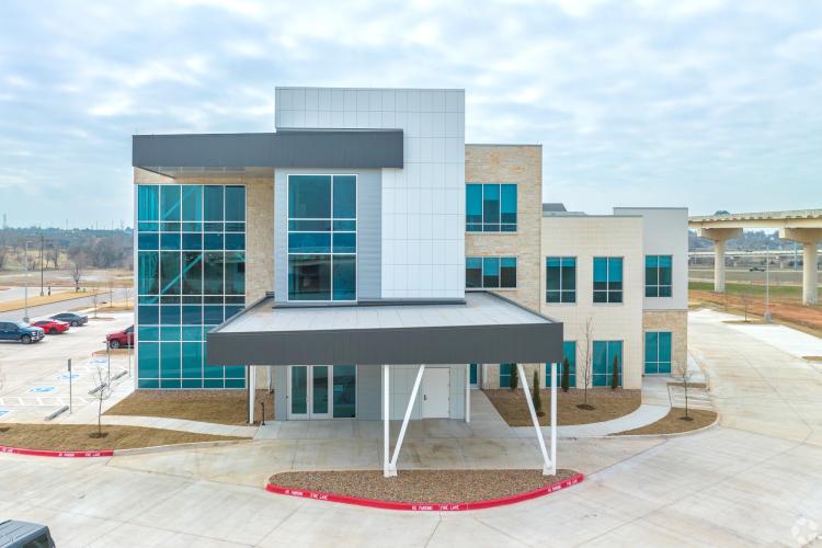 13601 W Memorial Park Dr medical office for lease Oklahoma City, OK