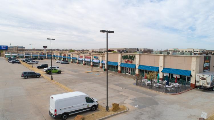 Riverwalk Shops retail space lease S I-35 service Rd Moore, OK