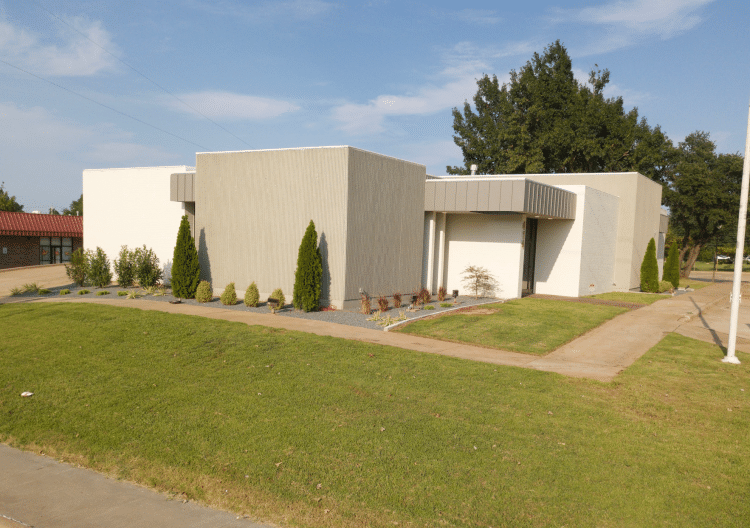 office building for lease Midwest City, OK
