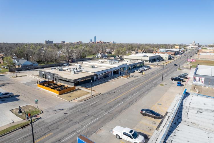 retail space for lease NE 23rd St, Oklahoma City, OK exterior photo