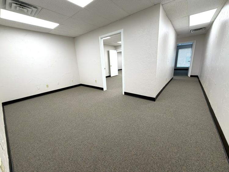 2919-2927 NW 122nd St office space for lease, Oklahoma City, Ok