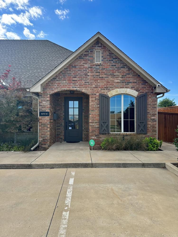 10005 N May Ave  |  Office |  OKC, OK