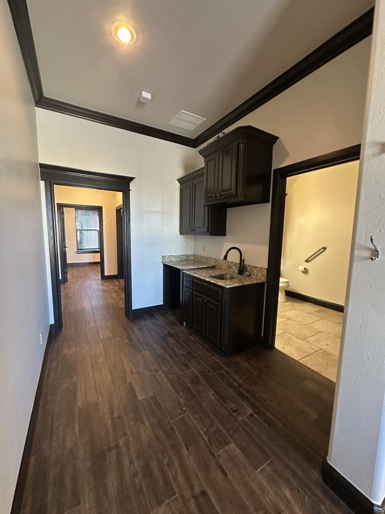 10005 N May Ave  |  Office |  OKC, OK