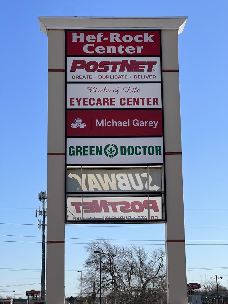 7109 W Hefner Rd retail space for lease, Oklahoma City, OK