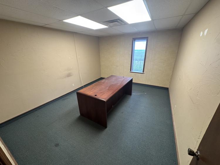 10121 OK-54 industrial building for lease Weatherford, Ok