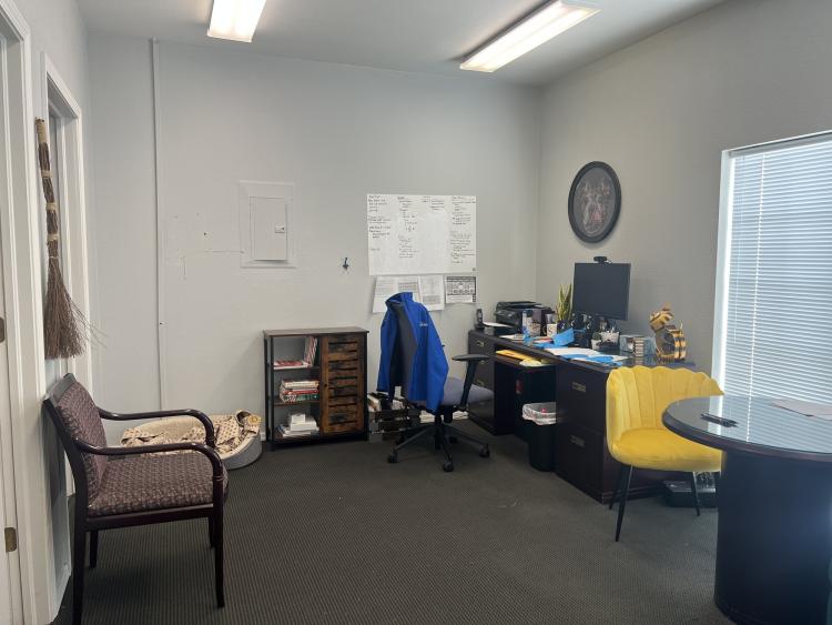 Penn Oaks Offices office space for lease south Oklahoma City, OK