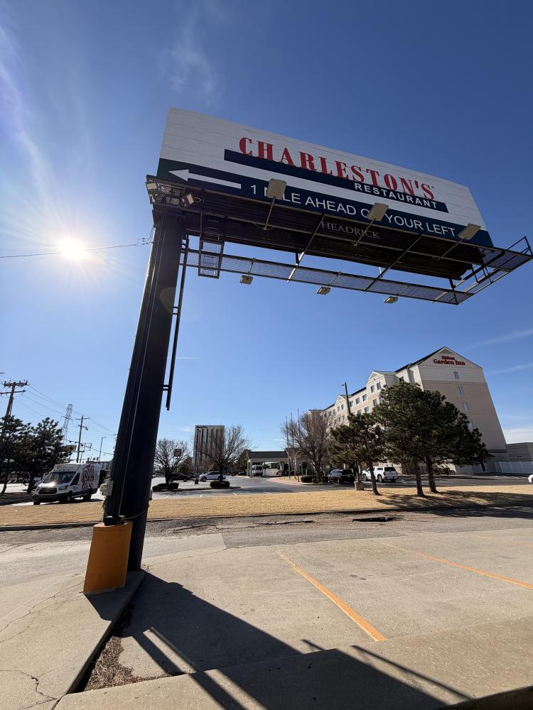 721 S Meridian Ave former restaurant space for lease Oklahoma City, Ok