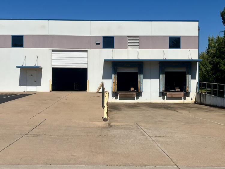 Edmond, OK Industrial Warehouse for lease
