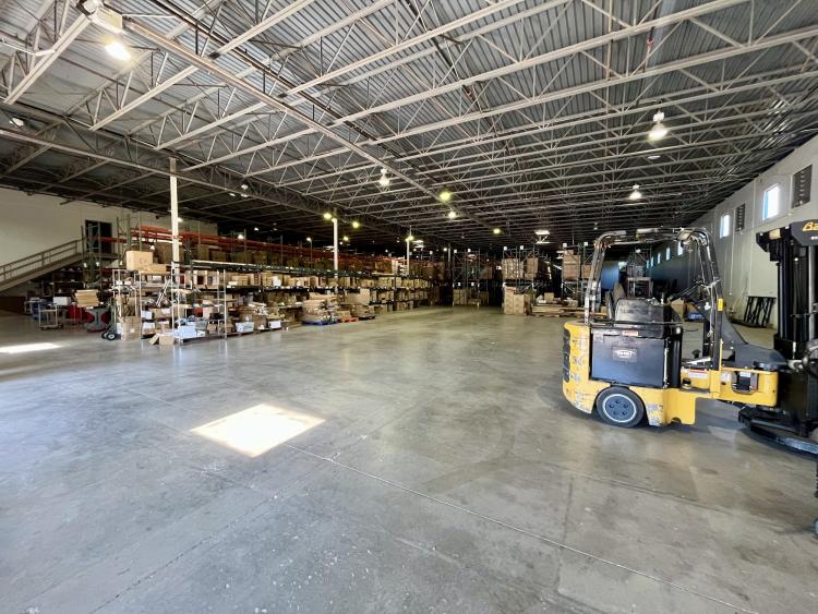 Edmond, OK Industrial Warehouse for lease