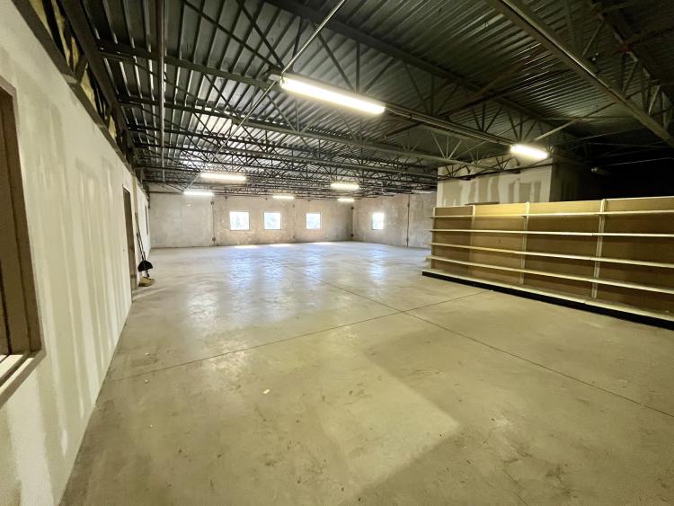 Edmond, OK Industrial Warehouse for lease