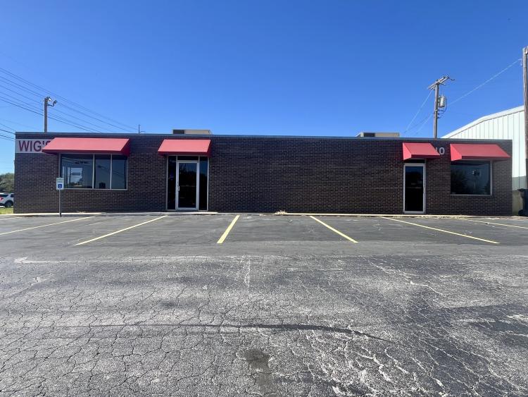 4429 NW 10th St - Flex Retail and Industrial space For lease Oklahoma City, OK