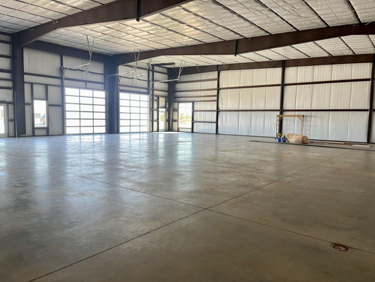 7017 Ozzy Ave industrial park for lease Oklahoma City, OK