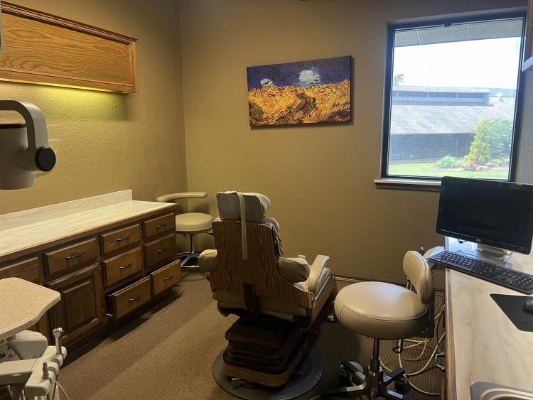 8827 E Reno Ave Ste 202 dental specialty space for lease, Oklahoma City, OK