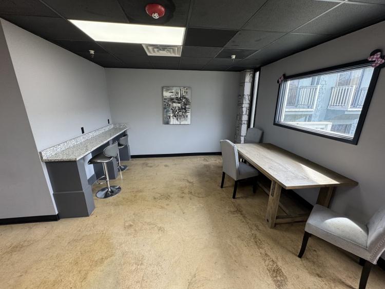 7901 NE 10th St Midwest City, OK office for lease