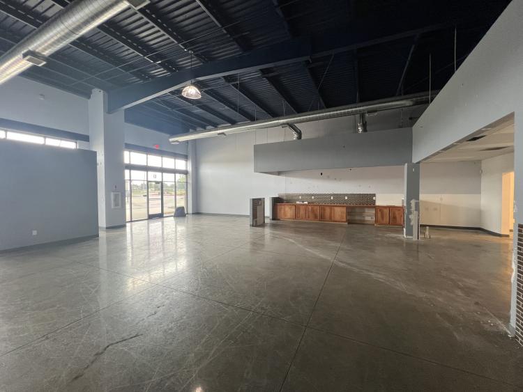 Shoppes On 89th retail space for lease, south Oklahoma City, OK