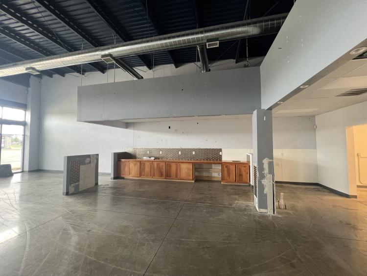 Shoppes On 89th retail space for lease, south Oklahoma City, OK