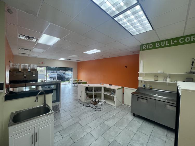 Riverwalk Shops retail space lease S I-35 service Rd Moore, OK