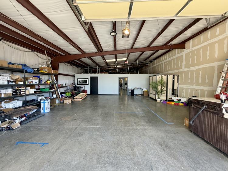 413 South State Street Industrial Flex Space for lease, Edmond, OK