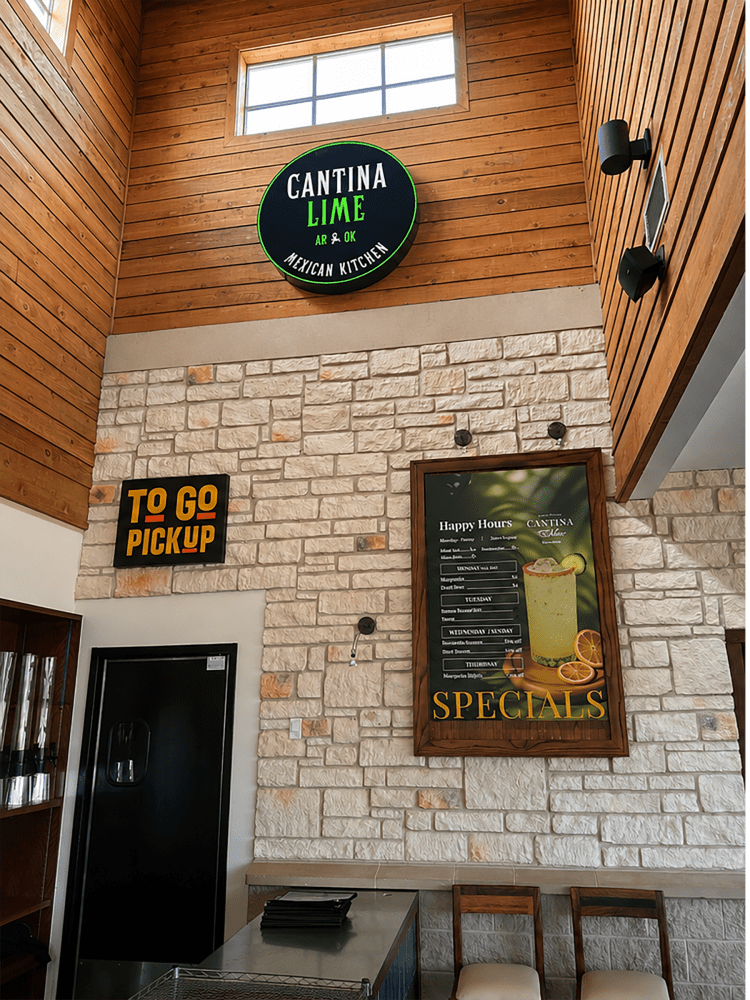 full equipment restaurant for lease in Ardmore, OK interior photo