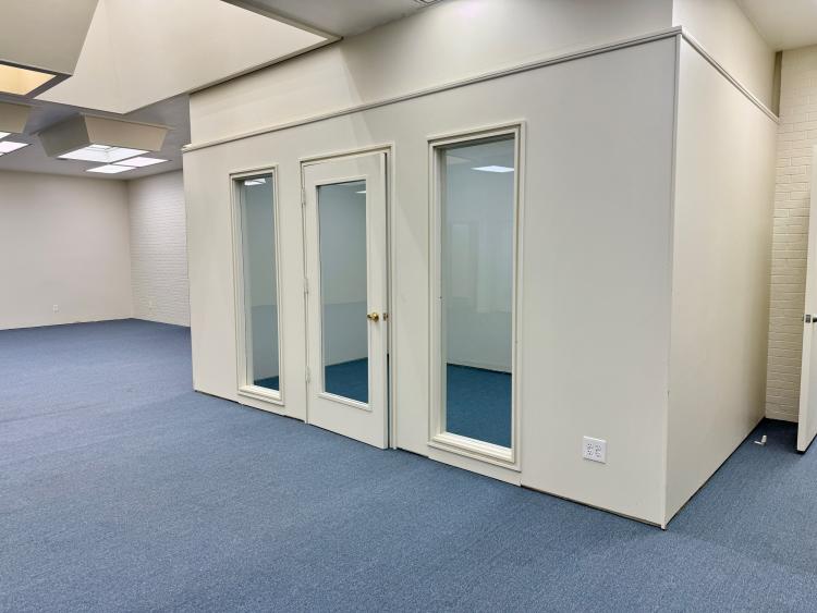 office building for lease Midwest City, OK