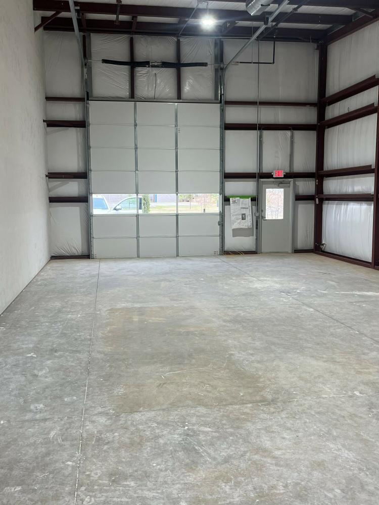 Thomas Business Park industrial spaces for lease Edmond, Ok