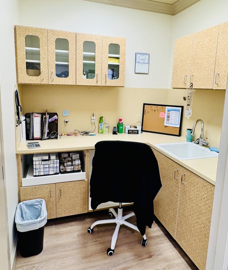 1743 West 33rd Street medical office for lease, Edmond, OK