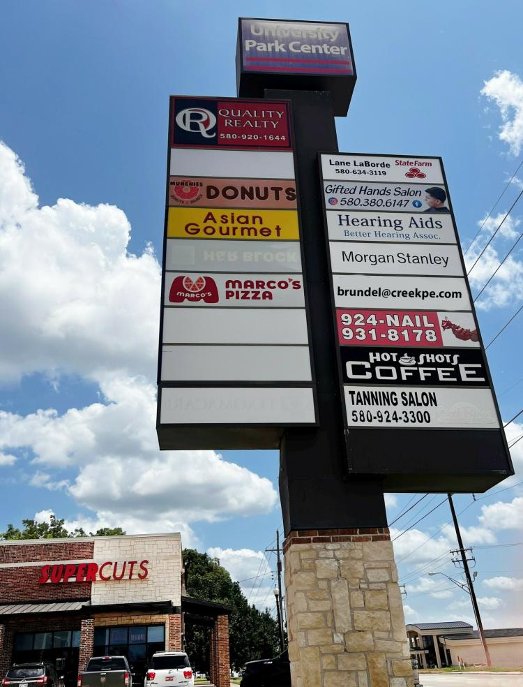 2824 University Blvd, Durant , OK retail space for lease