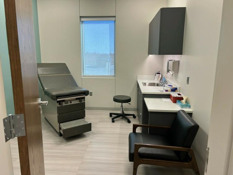 Premier Breast Institute of Oklahoma space for lease S Portland, Oklahoma City, OK