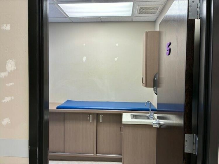 12516 N May Ave retail, office or medical space for lease, N Oklahoma City, OK